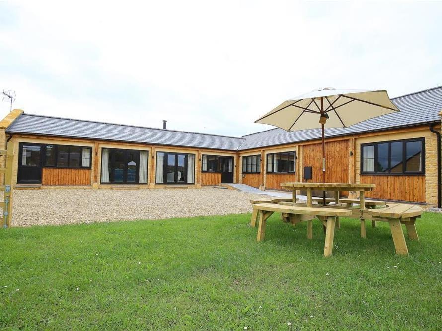Park Stables Vila Wyck Rissington Exterior foto